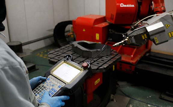 ロボット制御ファイバーレーザー溶接