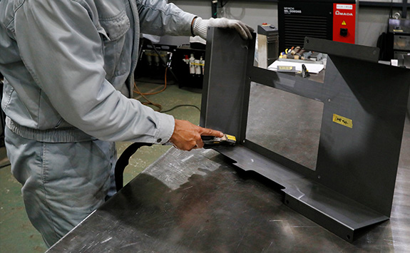 ハンディータイプファイバーレーザー溶接